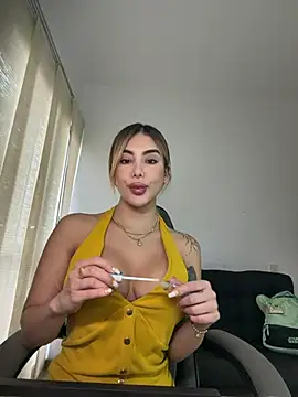 Snapshot of mi_suk11 chatting on 24, 2, 2026 mi suk11 online show from 24, 2, 2026