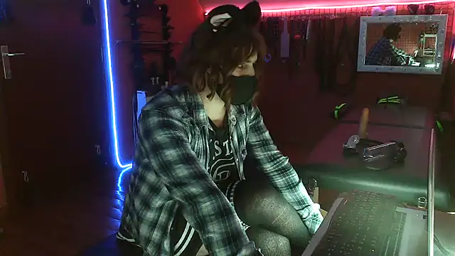 Snapshot of Ginny-the-bdsm-nympho chatting on 14, 5, 2026 Ginny-the-bdsm-nympho online show from 14, 5, 2026