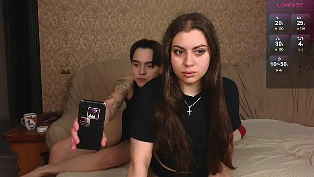 twobabesweet online show from 11, 5, 2026