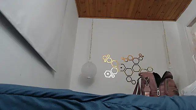 adriscute online show from 23, 3, 2025