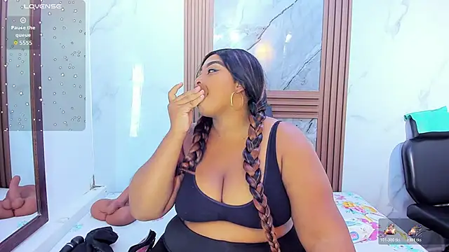 HannyMansonh online show from 4, 3, 2026