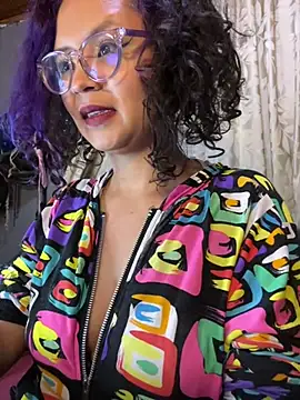 Snapshot of Hathorlove chatting on 11, 2, 2025 Hathorlove online show from 11, 2, 2025