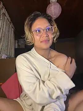 Hathorlove online show from 4, 10, 2025