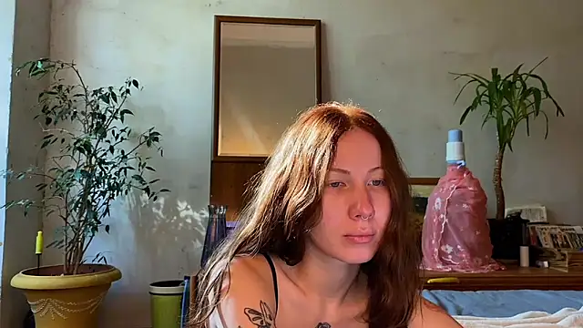 Snapshot of elfess chatting on 10, 9, 2025 elfess online show from 10, 9, 2025