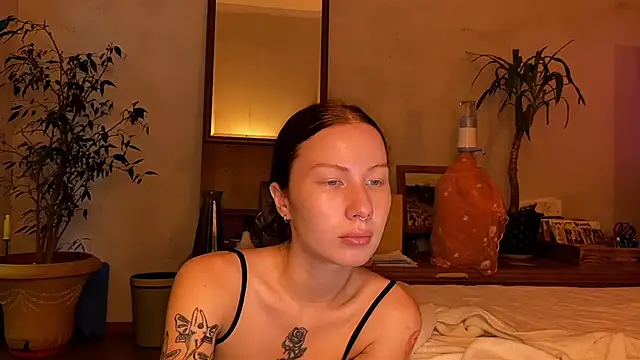 Snapshot of elfess chatting on 16, 9, 2025 elfess online show from 16, 9, 2025