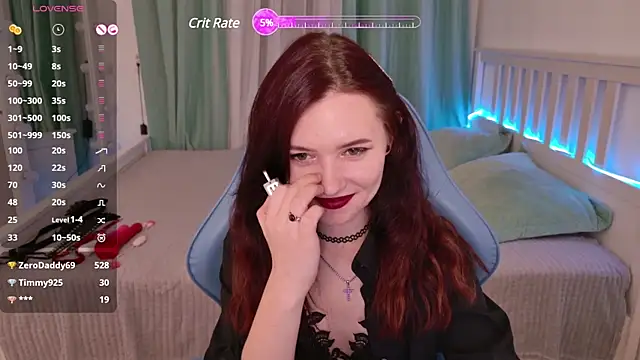 LissMoon online show from 4, 2, 2025