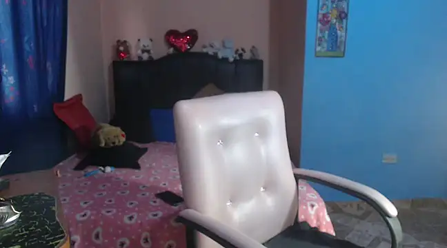 Snapshot of milfeddy_ chatting on 10, 2, 2025 milfeddy online show from 10, 2, 2025