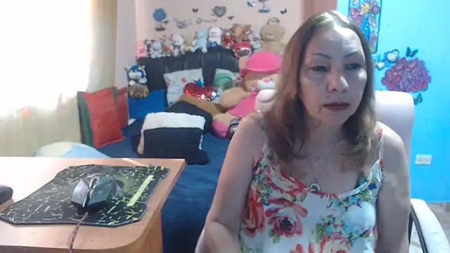 Snapshot of milfeddy_ chatting on 9, 10, 2025 milfeddy online show from 9, 10, 2025