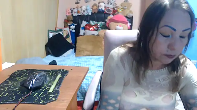 Snapshot of milfeddy_ chatting on 15, 11, 2025 milfeddy online show from 15, 11, 2025