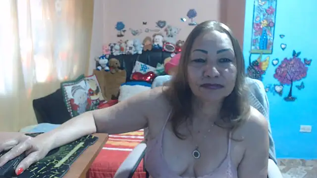 Snapshot of milfeddy_ chatting on 18, 11, 2025 milfeddy online show from 18, 11, 2025