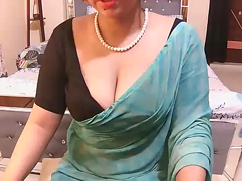 cutebengaligirl online show from 11, 10, 2025