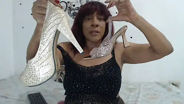 Snapshot of RoosePaarker chatting on 6, 3, 2026 RoosePaarker online show from 6, 3, 2026