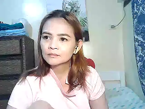 Kisses-13 online show from 17, 2, 2026