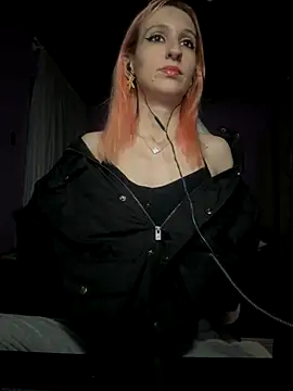 bunnydark00 online show from 4, 10, 2025