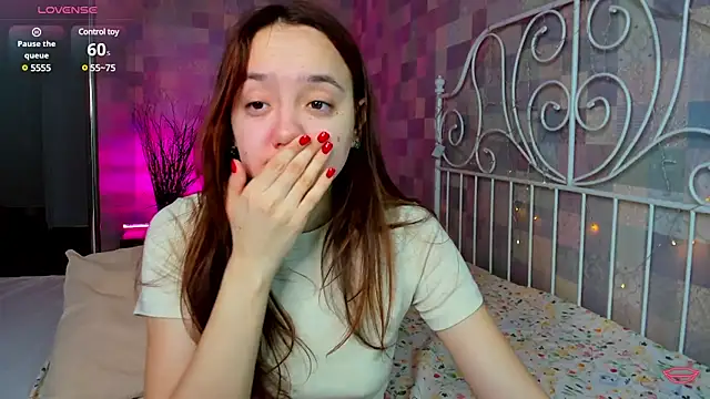 Fera1 Berry online show from 5, 12, 2024