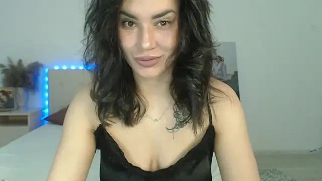 Snapshot of RoxannePure chatting on 1, 4, 2026 RoxannePure online show from 1, 4, 2026