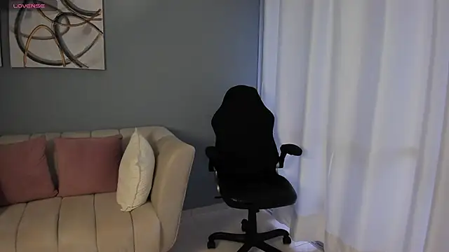 BrookeMiller online show from 27, 3, 2026