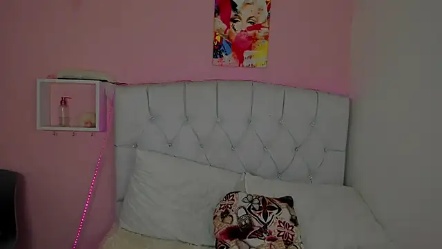 18candys online show from 27, 6, 2026