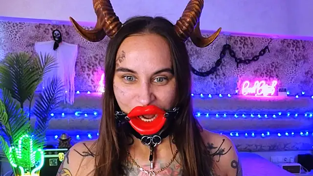 Snapshot of Cool_Freak_ chatting on 20, 9, 2025 Cool Freak online show from 20, 9, 2025