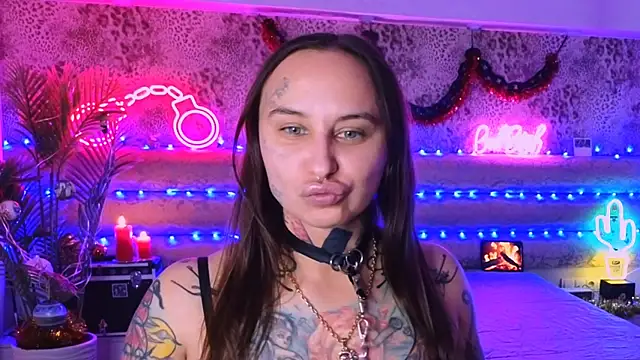 Cool Freak  online show from 14, 11, 2025