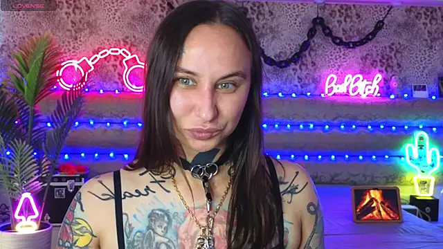Cool Freak  online show from 10, 5, 2026