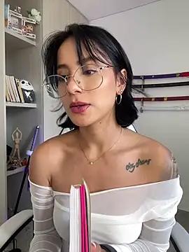 Ale Lewis online show from 2, 12, 2024