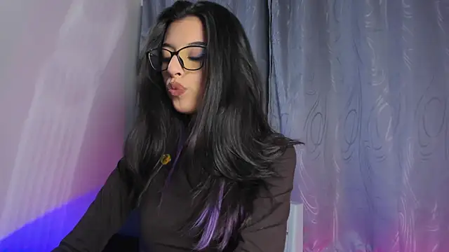 NanaRott online show from 3, 10, 2025