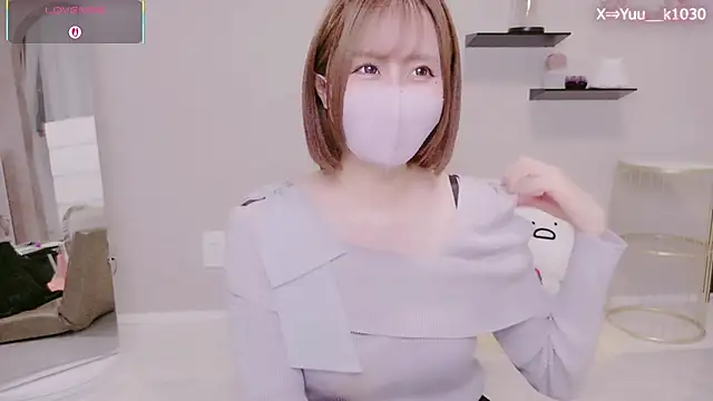 Snapshot of Yuu__k chatting on 3, 3, 2026 Yuu k online show from 3, 3, 2026