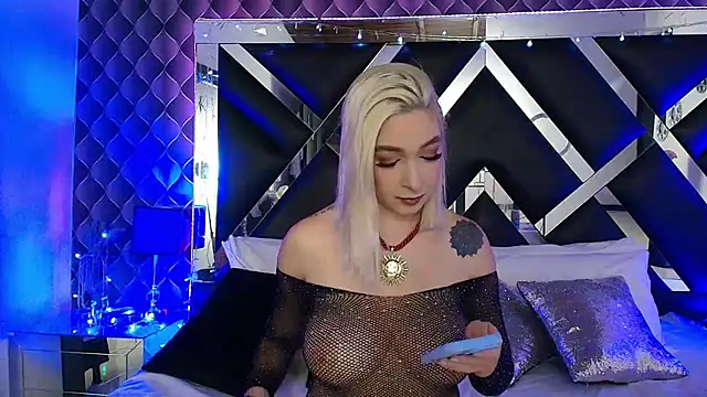 Snapshot of victoriaa_lee_ chatting on 20, 2, 2026 victoriaa lee online show from 20, 2, 2026