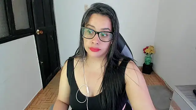 smile sweetpao online show from 4, 3, 2025