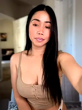 JazzieXo online show from 6, 11, 2025