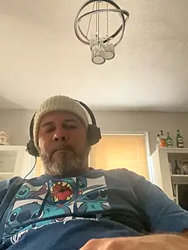 Snapshot of Cristian-Brayan chatting on 8, 1, 2026 Cristian-Brayan online show from 8, 1, 2026