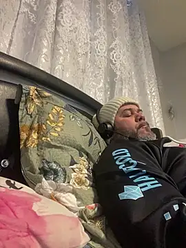 Snapshot of Cristian-Brayan chatting on 13, 2, 2026 Cristian-Brayan online show from 13, 2, 2026