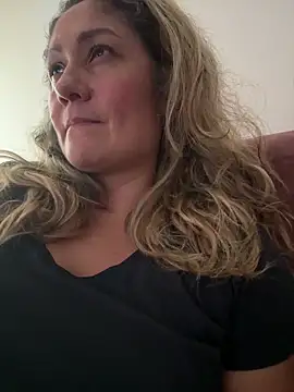 Snapshot of gabiTetas chatting on 16, 6, 2026 gabiTetas online show from 16, 6, 2026