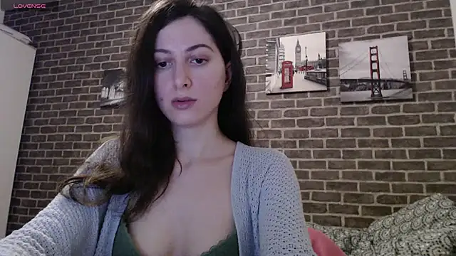 Snapshot of _Hot_Lady_ chatting on 1, 1, 2025 Hot Lady online show from 1, 1, 2025