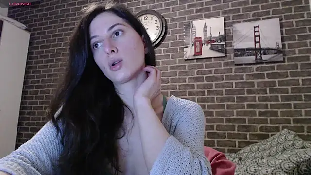 Snapshot of _Hot_Lady_ chatting on 1, 1, 2025 Hot Lady online show from 1, 1, 2025