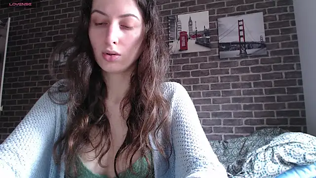 Snapshot of _Hot_Lady_ chatting on 4, 1, 2025 Hot Lady online show from 4, 1, 2025