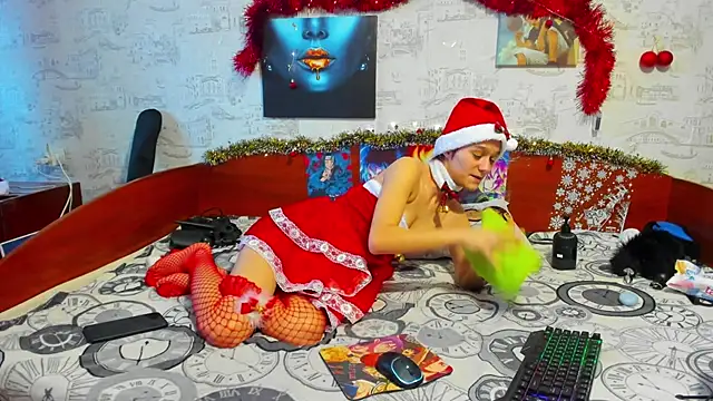 KagamiTayga online show from 24, 12, 2024