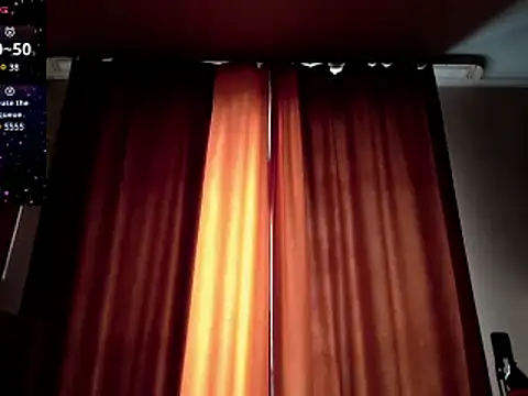 Snapshot of ROXOLANAA_SEXY chatting on 17, 3, 2025 ROXOLANAA SEXY online show from 17, 3, 2025