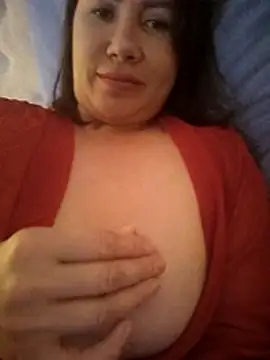 Snapshot of ROXOLANAA_SEXY chatting on 2, 11, 2025 ROXOLANAA SEXY online show from 2, 11, 2025