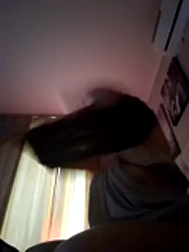 Snapshot of ROXOLANAA_SEXY chatting on 18, 12, 2025 ROXOLANAA SEXY online show from 18, 12, 2025