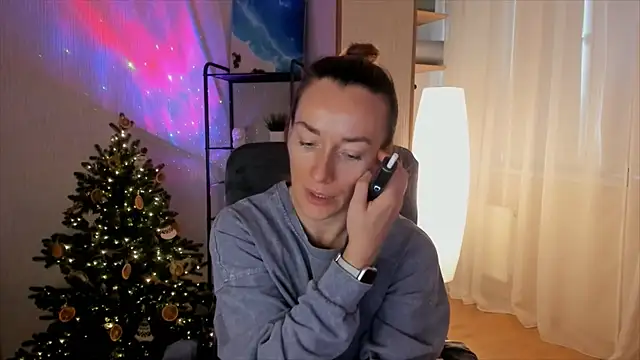 RebeccaMartinez online show from 20, 12, 2025