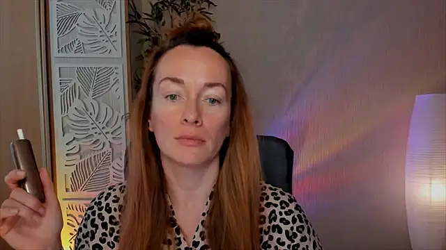 RebeccaMartinez online show from 30, 4, 2026