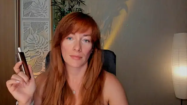 RebeccaMartinez online show from 26, 6, 2026