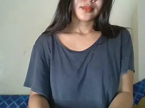 Snapshot of _smiling4u_ chatting on 5, 3, 2026 smiling4u online show from 5, 3, 2026