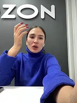 Snapshot of Sweet_Lollypop chatting on 12, 12, 2024 Sweet Lollypop online show from 12, 12, 2024