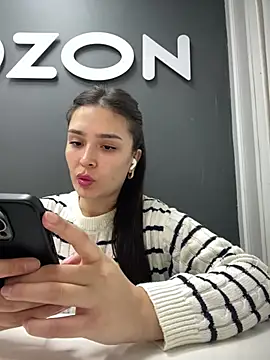 Snapshot of Sweet_Lollypop chatting on 27, 2, 2025 Sweet Lollypop online show from 27, 2, 2025