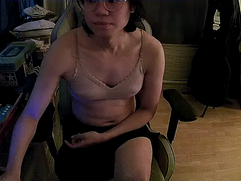 swimsuitloves online show from 30, 3, 2026