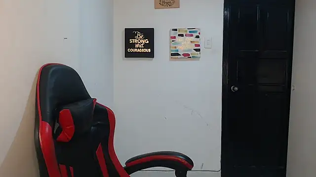 Liamiler01  online show from 22, 10, 2025