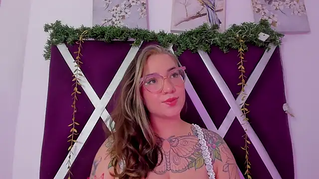 Snapshot of DEVA_BLUE_ chatting on 25, 11, 2025 DEVA BLUE online show from 25, 11, 2025